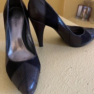 Alfani Brown Women's Heels. Suede/leather.